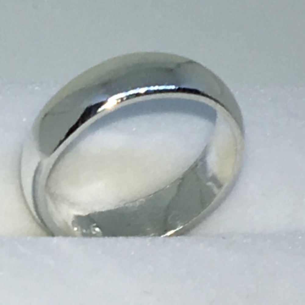 Size 3 Plain Slim Solid SIlver Ring Band - Picture 3 of 4